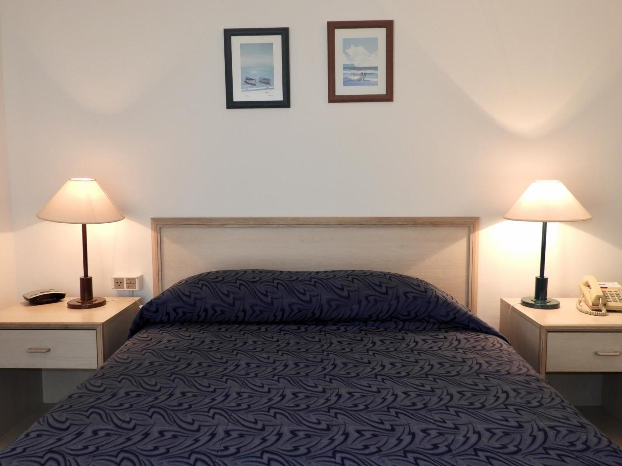 Hotel Tres Cruces モンテビデオ エクステリア 写真