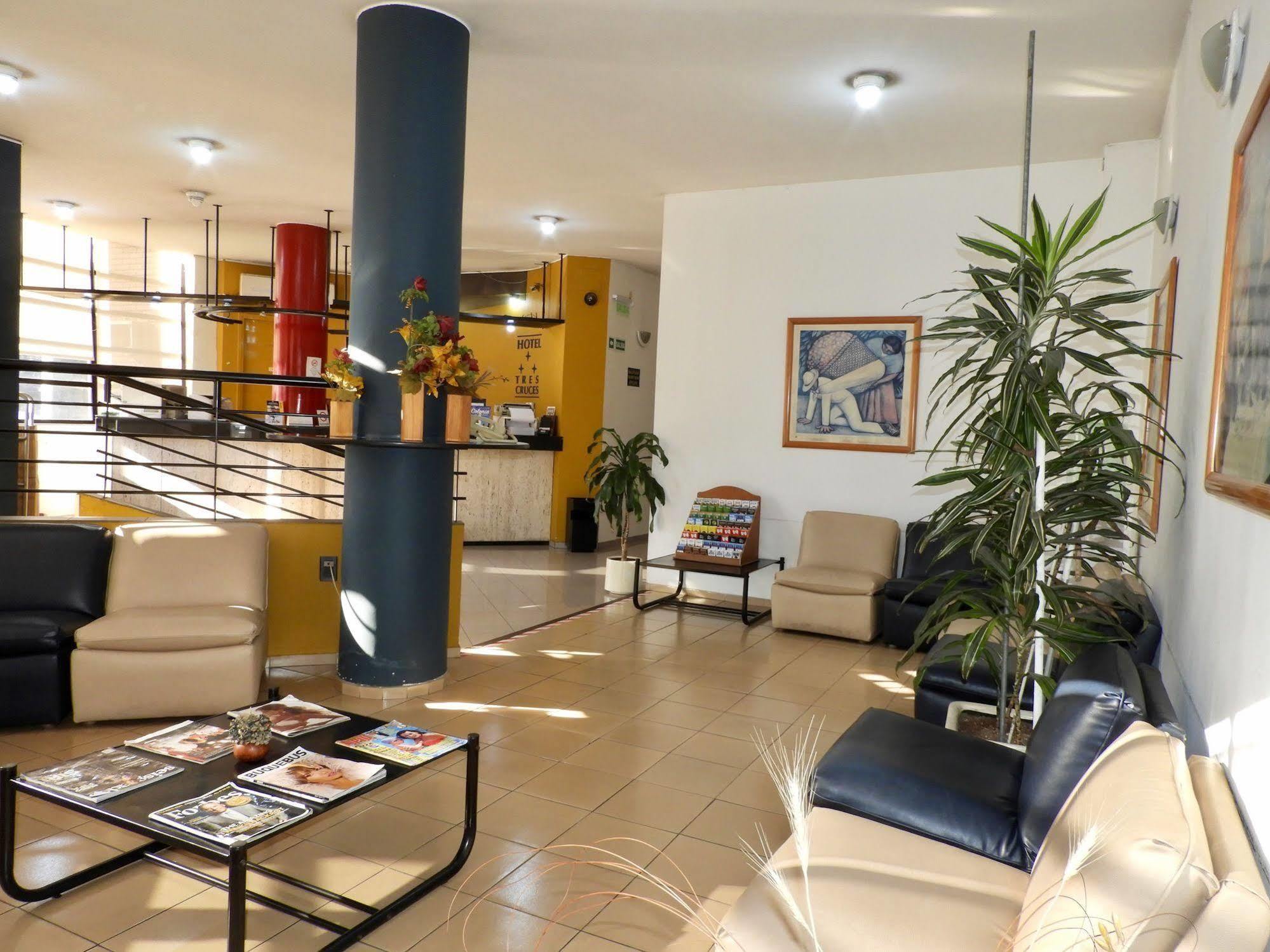 Hotel Tres Cruces モンテビデオ エクステリア 写真