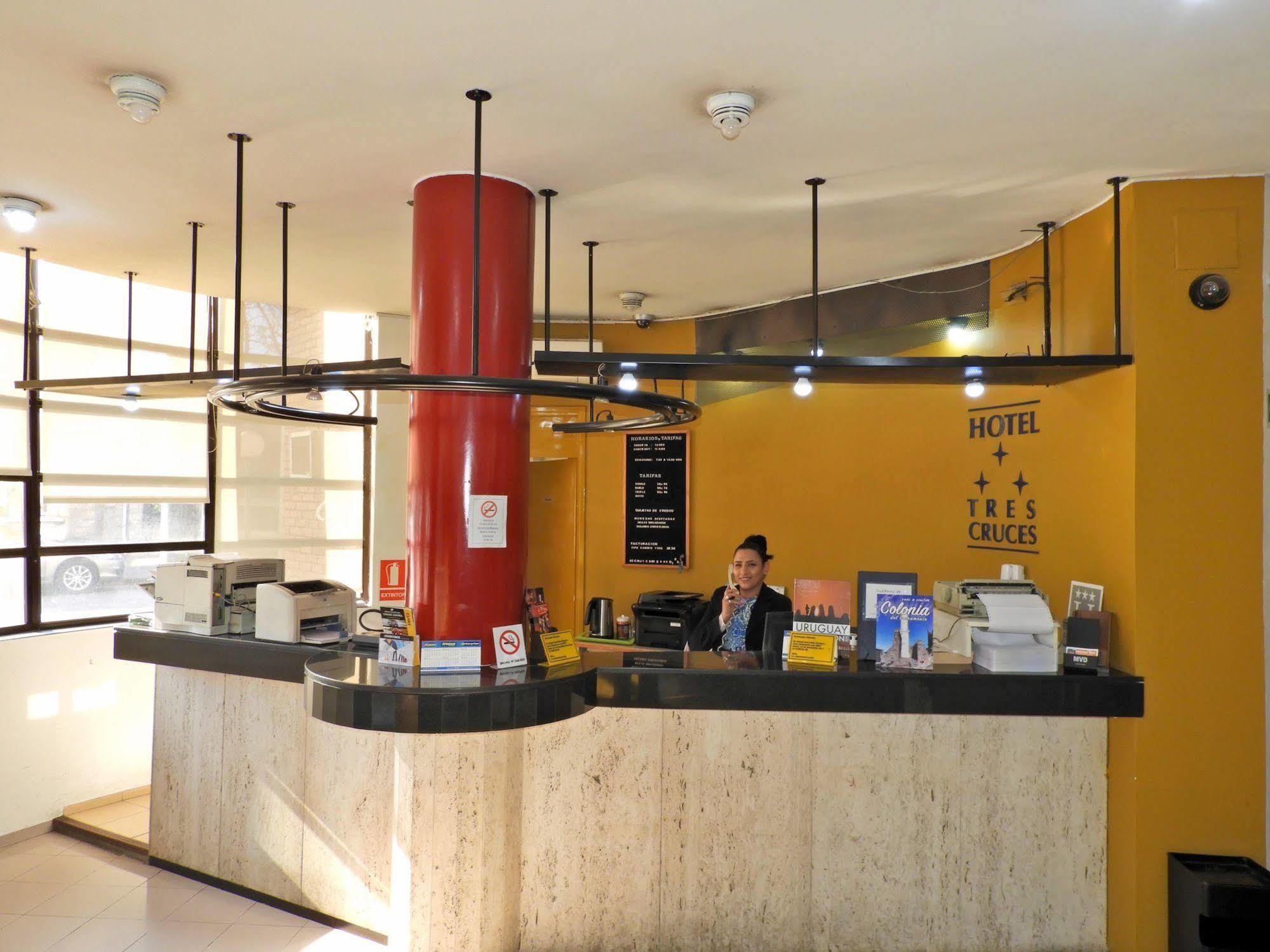 Hotel Tres Cruces モンテビデオ エクステリア 写真