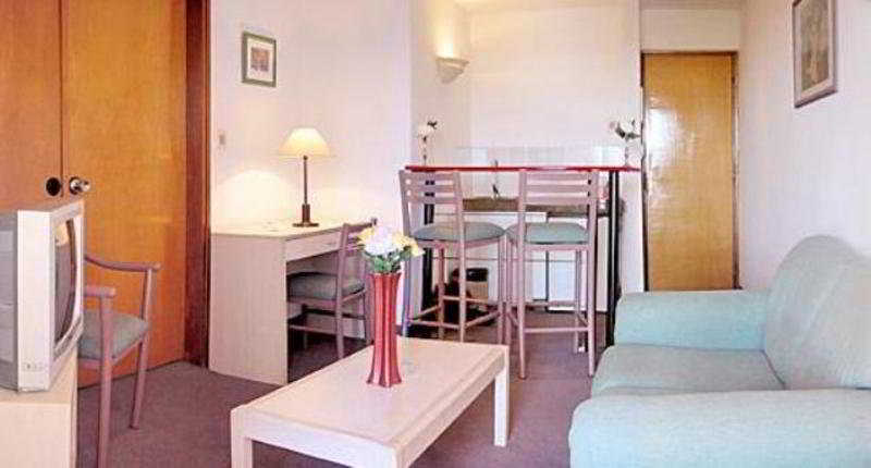Hotel Tres Cruces モンテビデオ エクステリア 写真